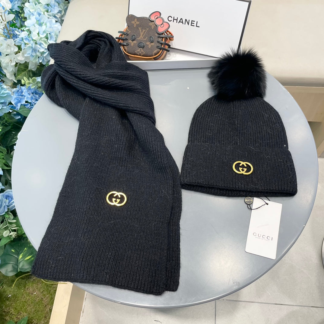 GUCCI SET SCARF AND HAT IN BLACK CASHMERE 436221