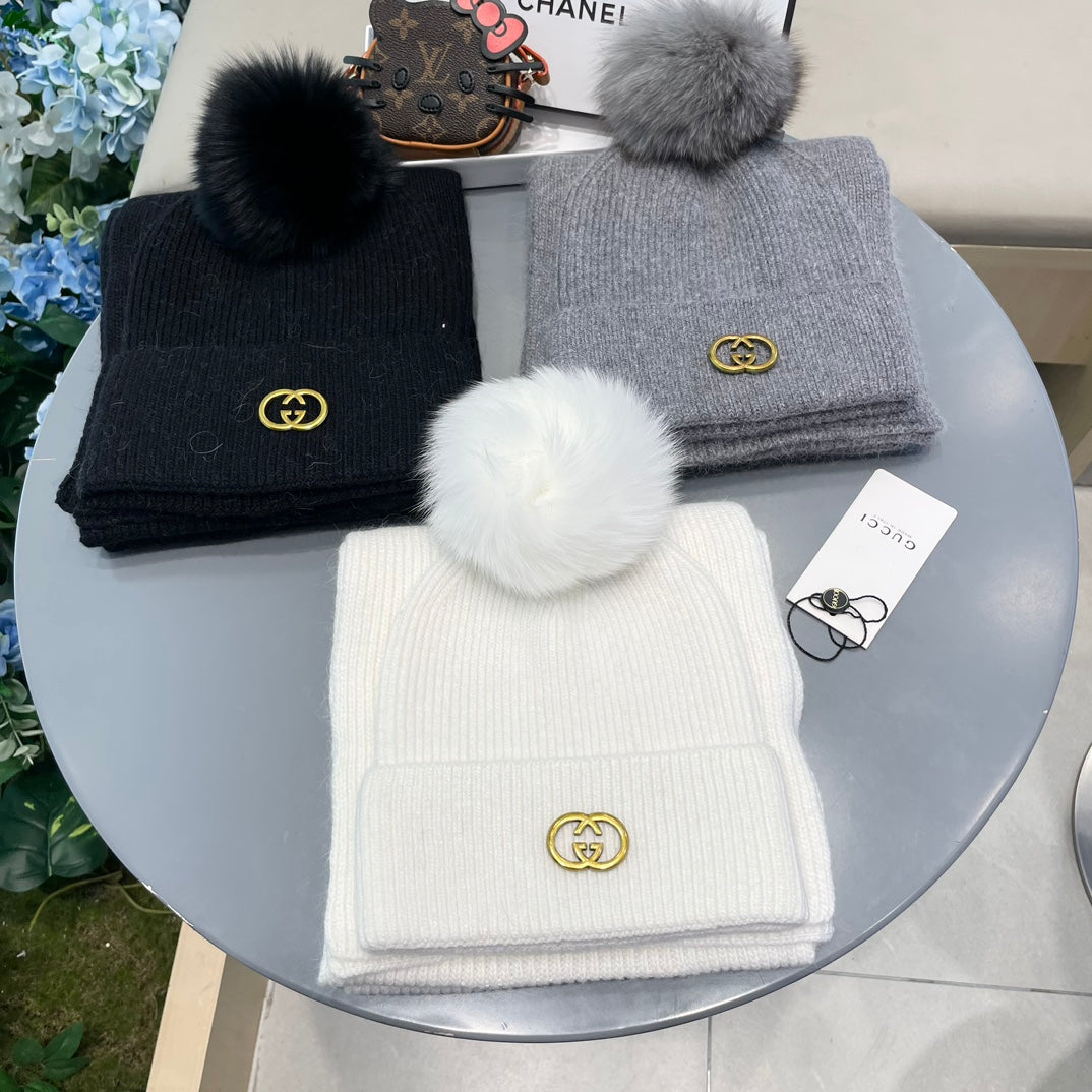 GUCCI SET SCARF AND HAT IN BLACK CASHMERE 436221