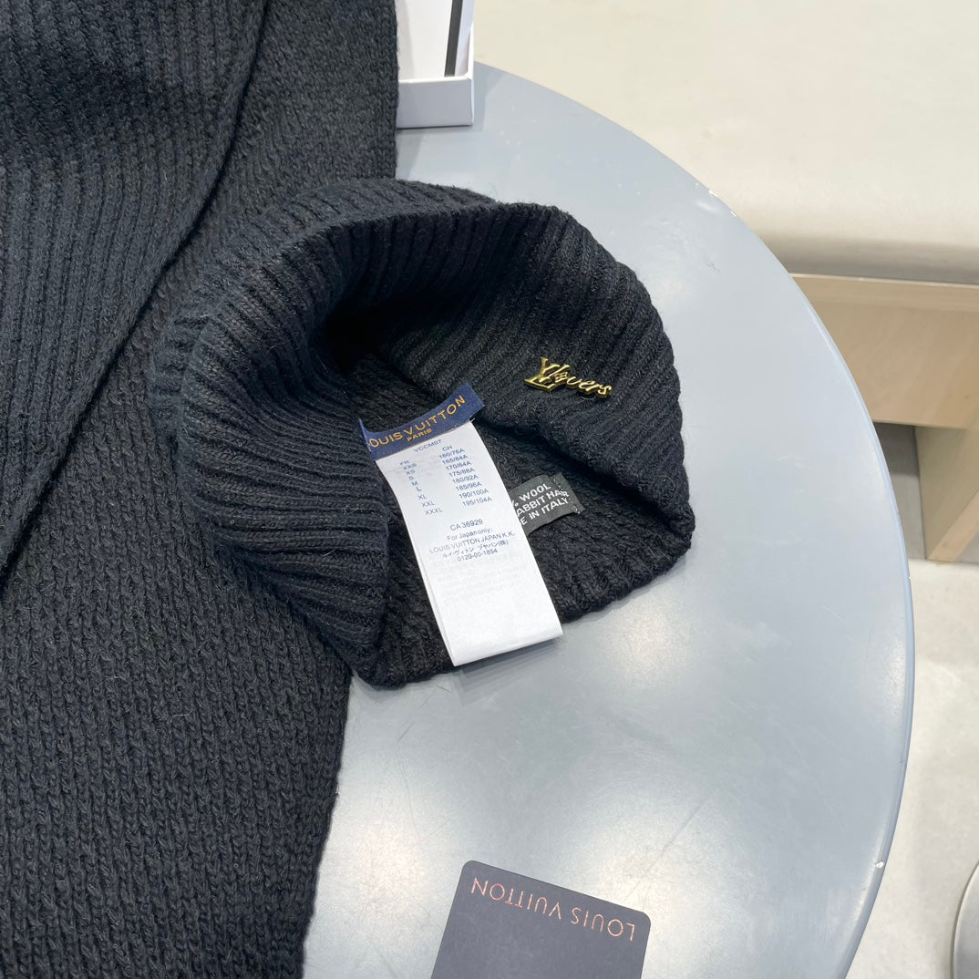 LOUIS VUITTON SET SCARF AND HAT IN BLACK WOOL 436222