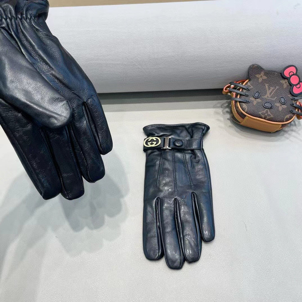 GUCCI TOUCHSCREEN GLOVES IN BLACK LAMBSKIN 454568