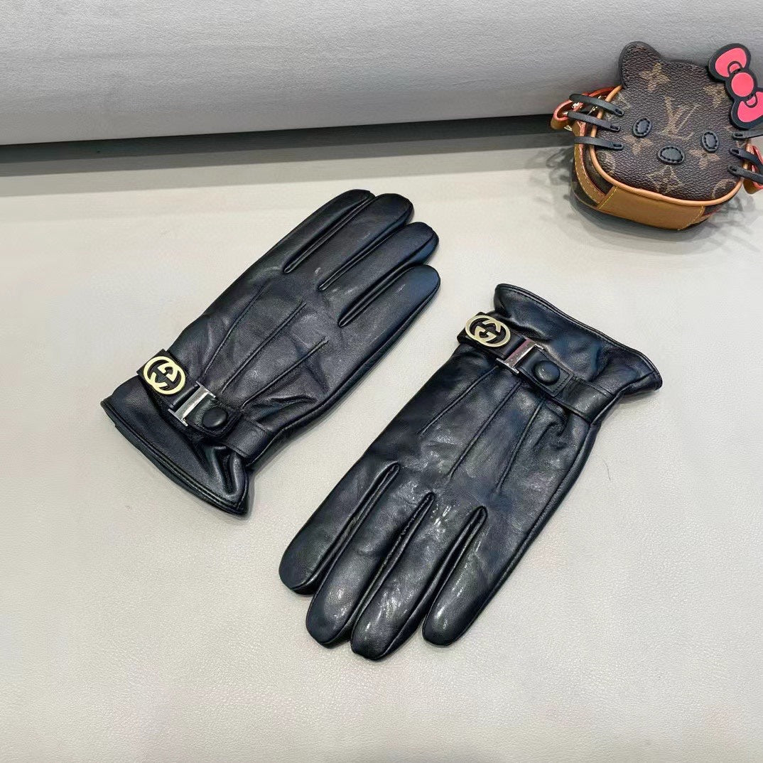 GUCCI TOUCHSCREEN GLOVES IN BLACK LAMBSKIN 454568