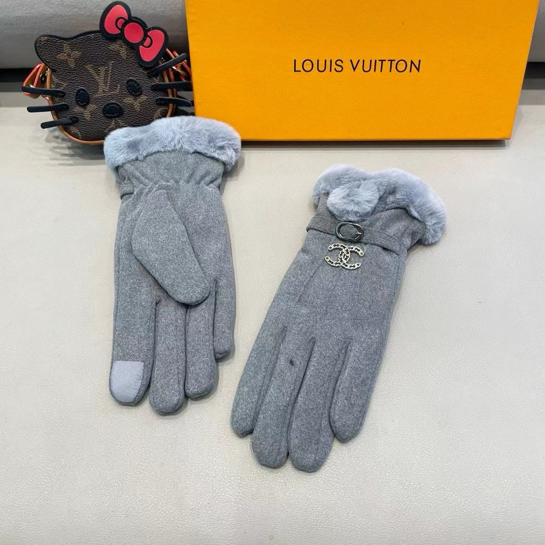CHANEL GLOVES IN SHARK GRAY WOOL WITH RABBIT FUR 458522
