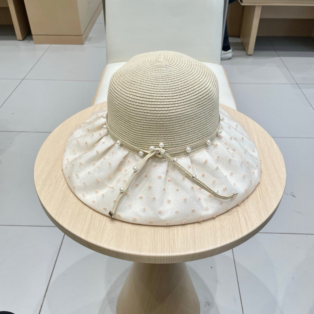 CHANEL WIDE BRIM HAT IN IVORY STRAW 673033