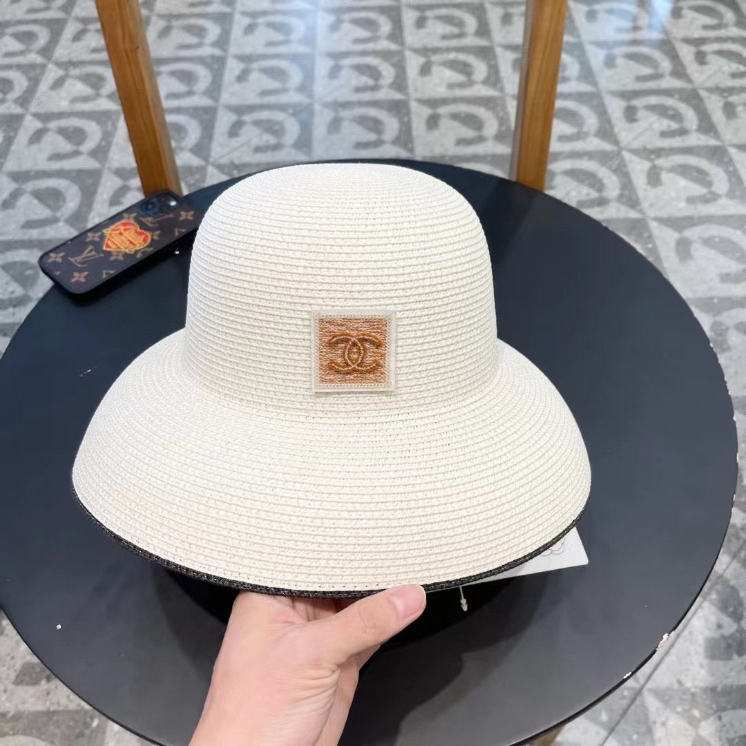 CHANEL STRAW CLOCHE HAT WHITE 672755