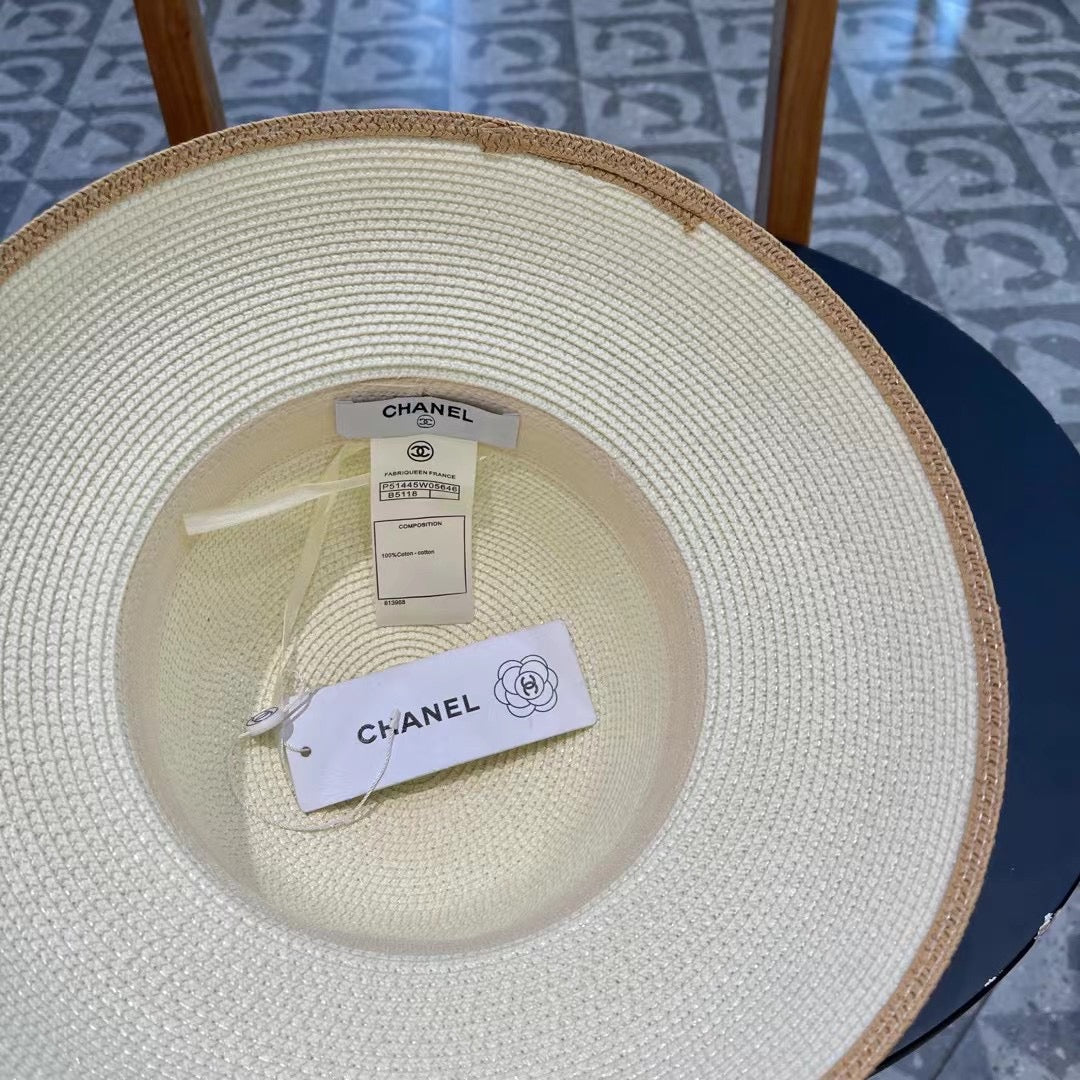 CHANEL STRAW CLOCHE HAT IVORY 672757