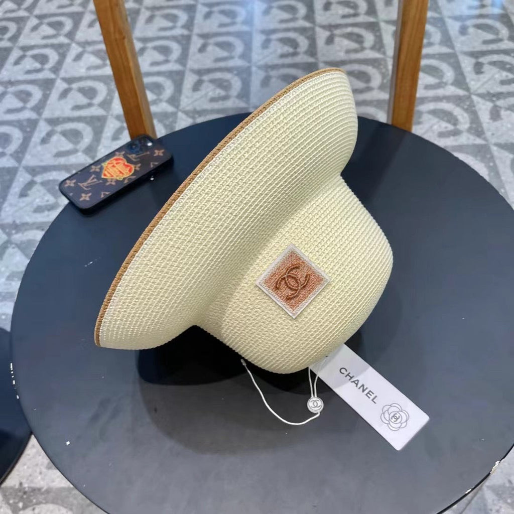 CHANEL STRAW CLOCHE HAT IVORY 672757