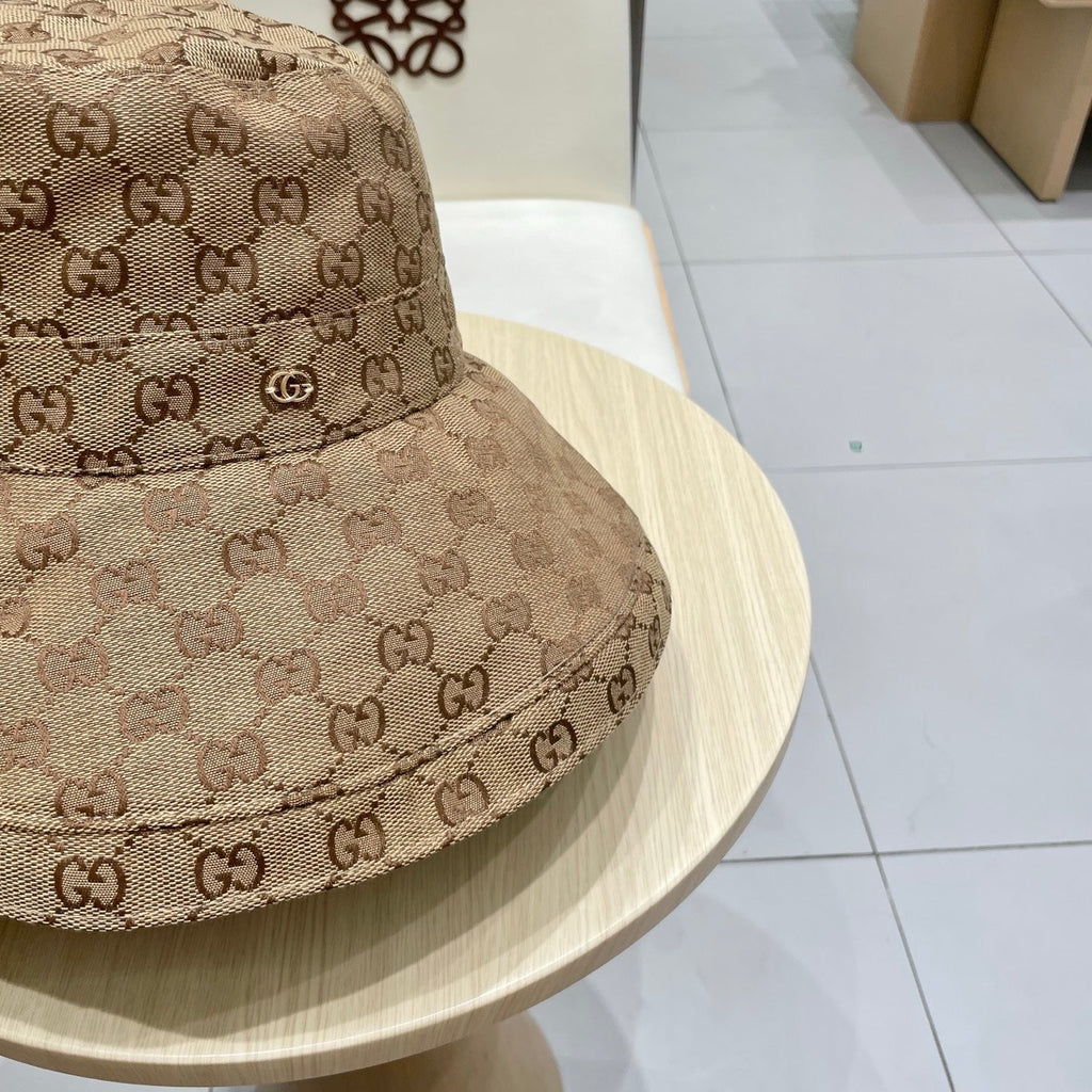 GUCCI BUCKET HAT WIDE BRIM IN BEIGE MONOGRAM CANVAS