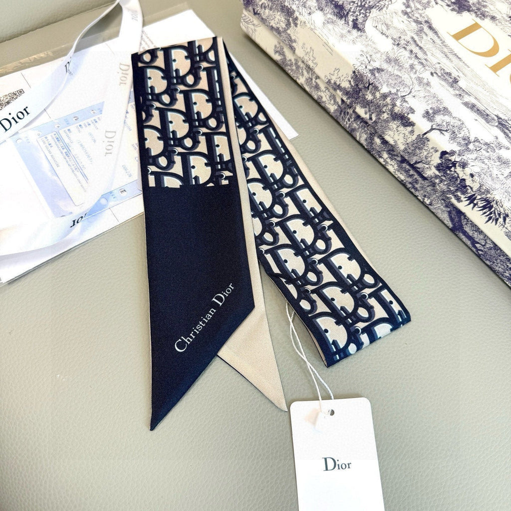 DIOR TWILLY 100 CM IN SILK 714359