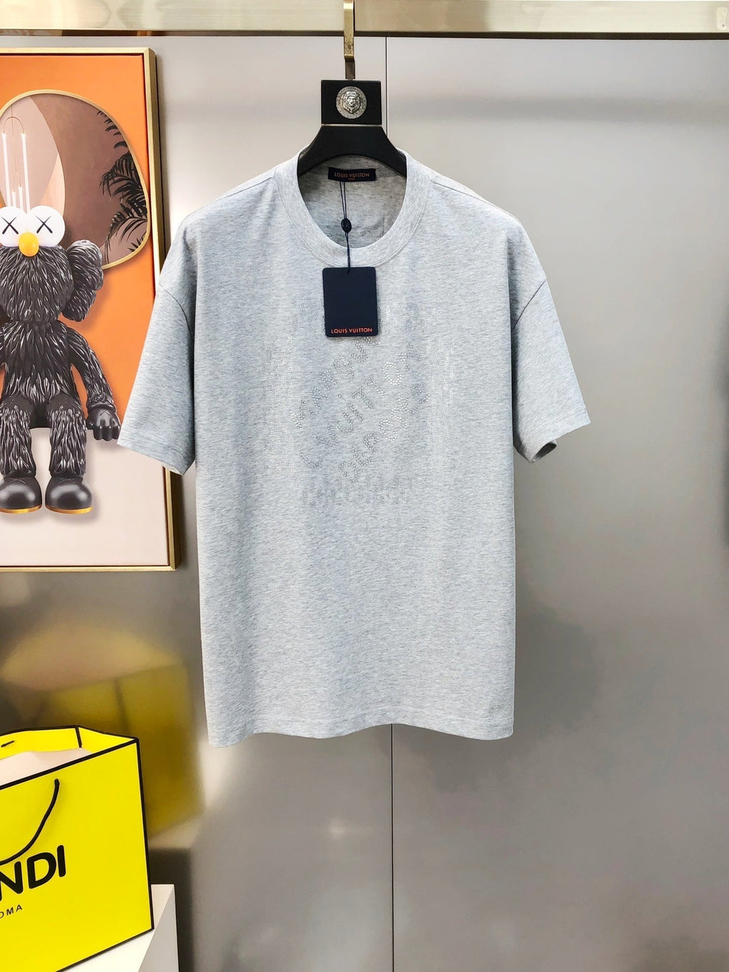 LOUIS VUITTON LV BLACK COTTON T-SHIRT 239467