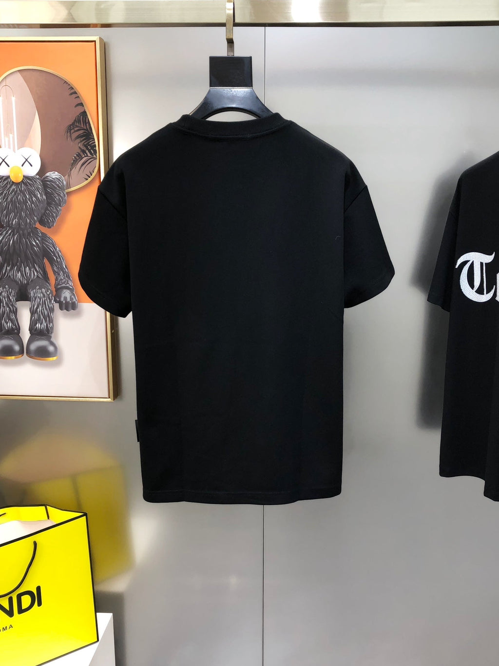 LOUIS VUITTON LV BLACK COTTON T-SHIRT 239466