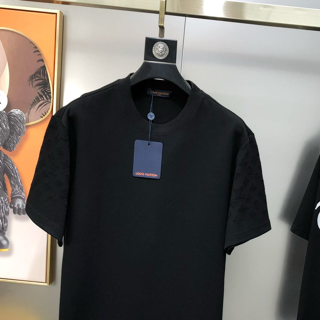 LOUIS VUITTON LV BLACK COTTON T-SHIRT 239470