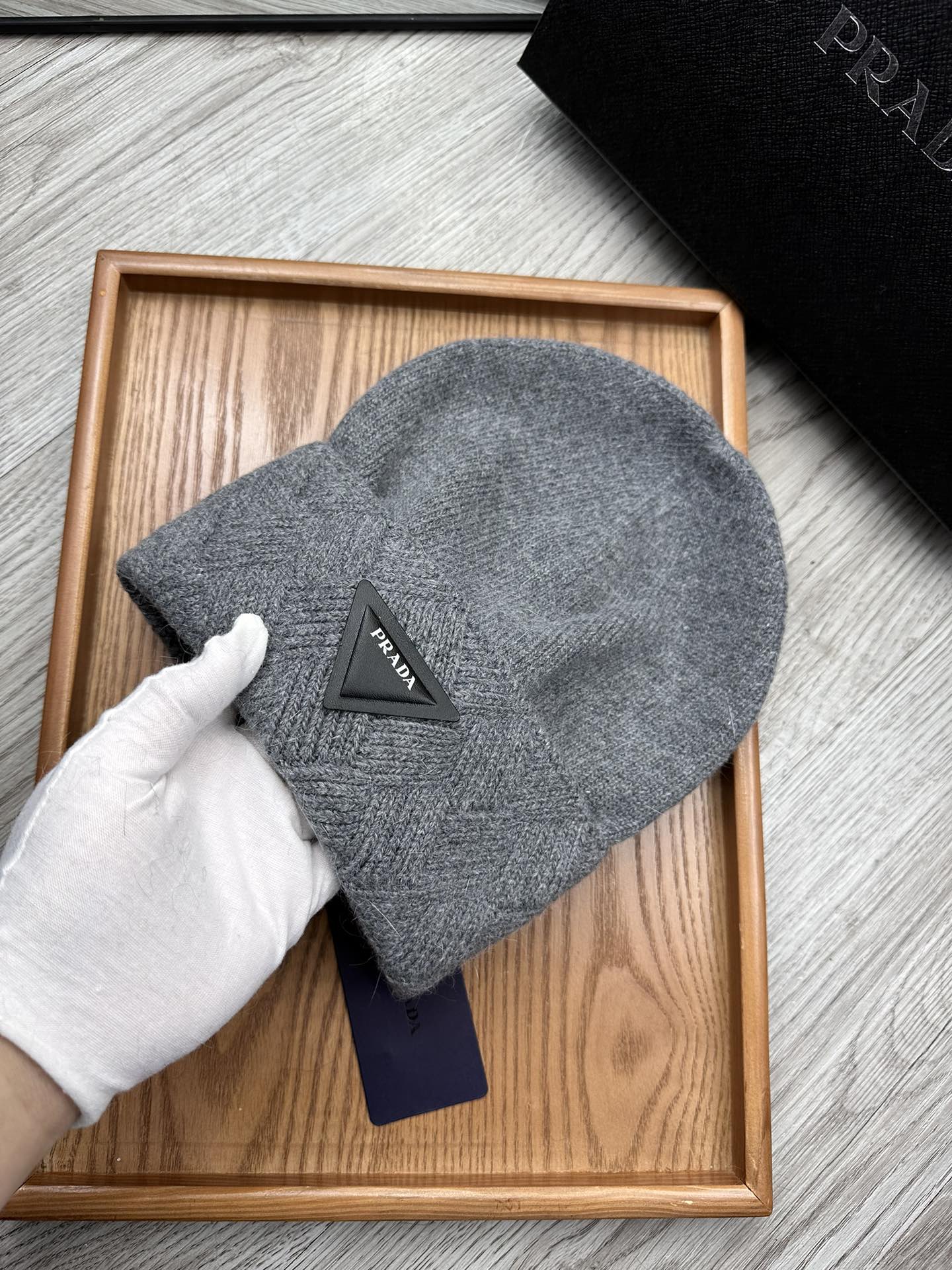 PRADA BEANIE HAT IN SHADOW GRAY WOOL AND RABBIT FUR 342034