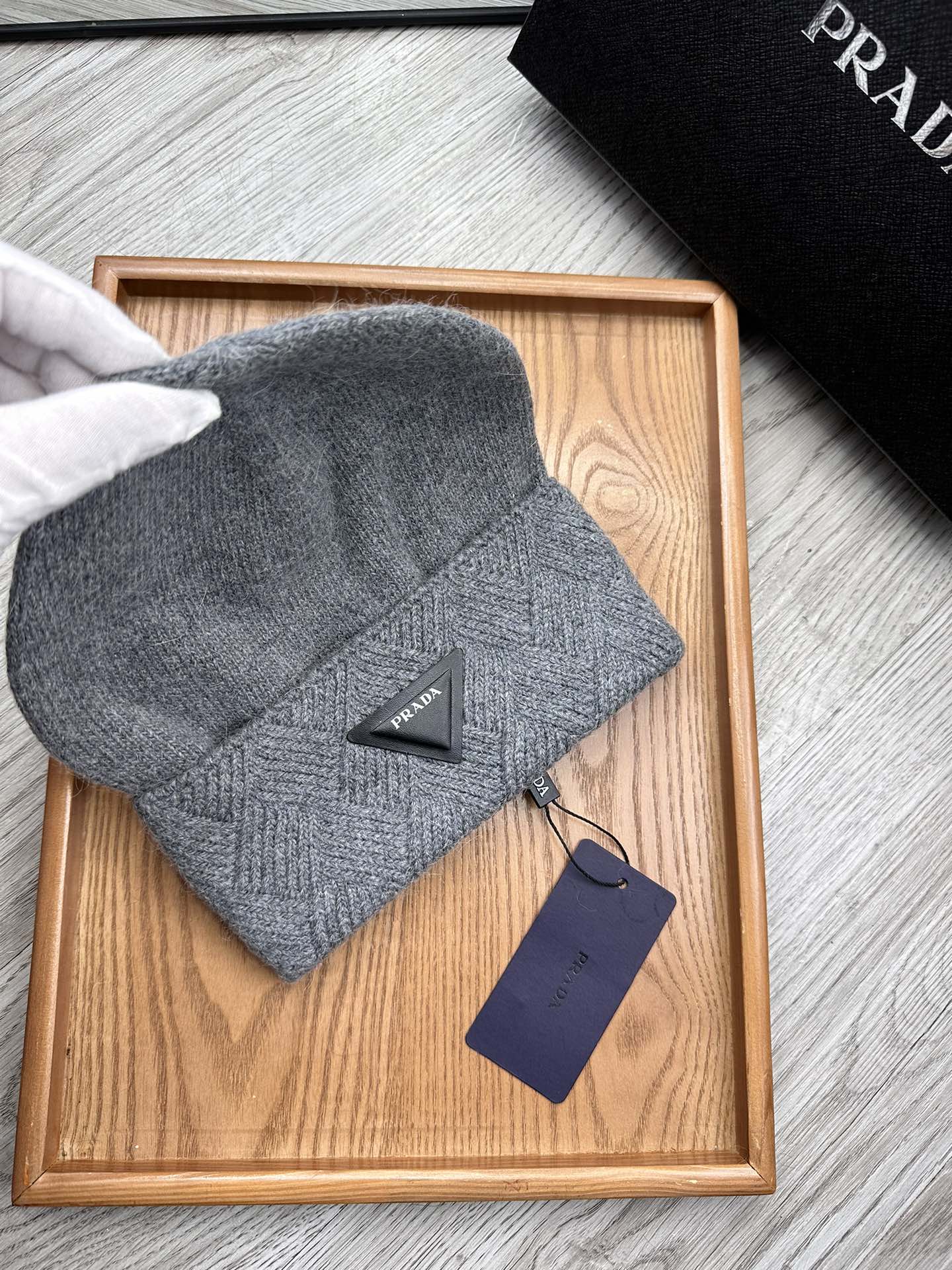 PRADA BEANIE HAT IN SHADOW GRAY WOOL AND RABBIT FUR 342034