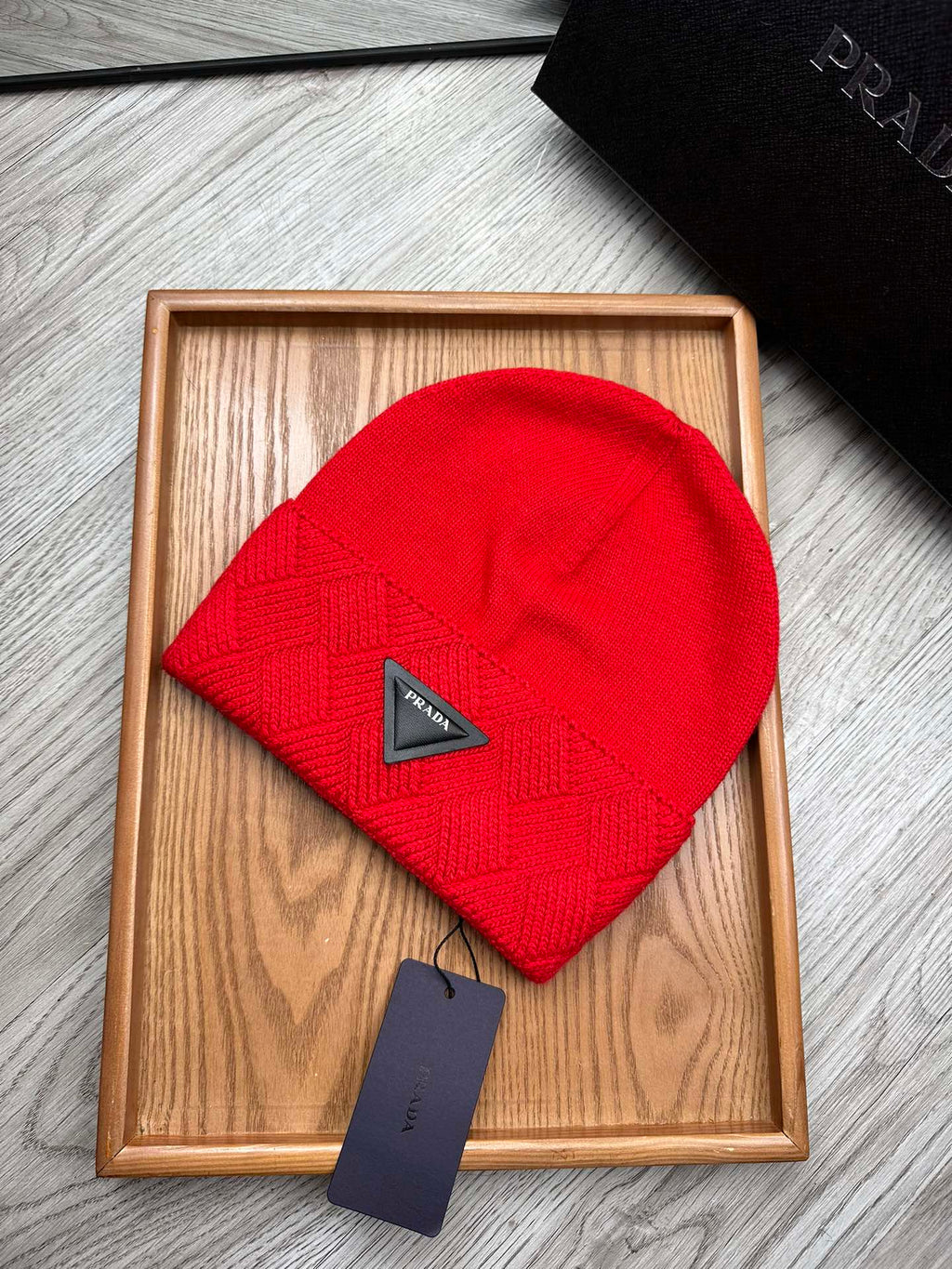 PRADA BEANIE HAT IN CHERRY RED WOOL AND RABBIT FUR 436398