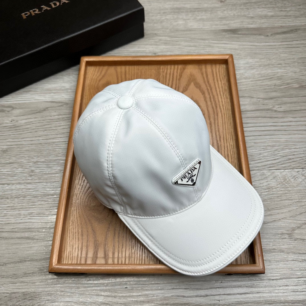PRADA BASEBALL HAT IN WHITE RE-NYLON 214511