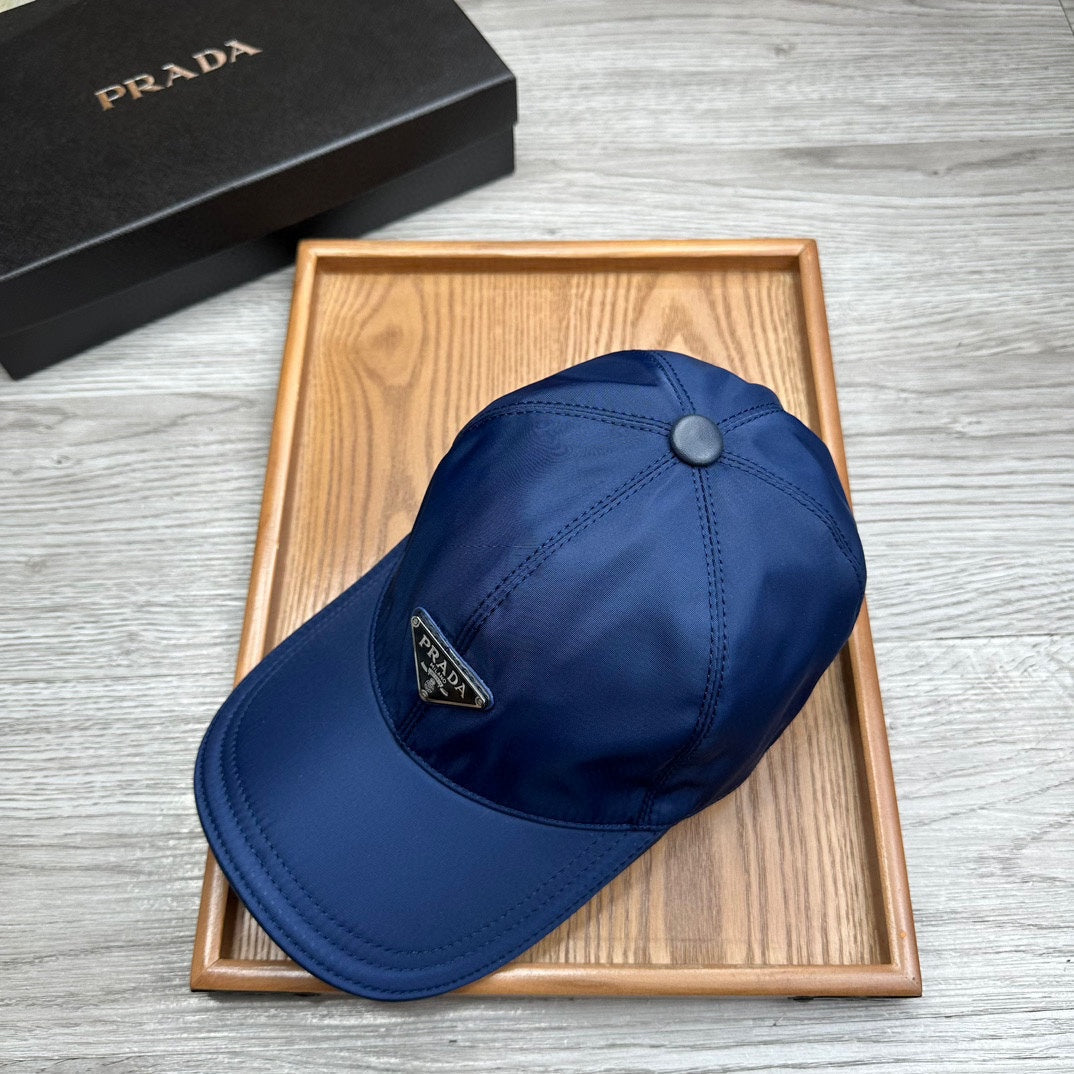PRADA BASEBALL HAT IN NAVY BLUE RE-NYLON 214512