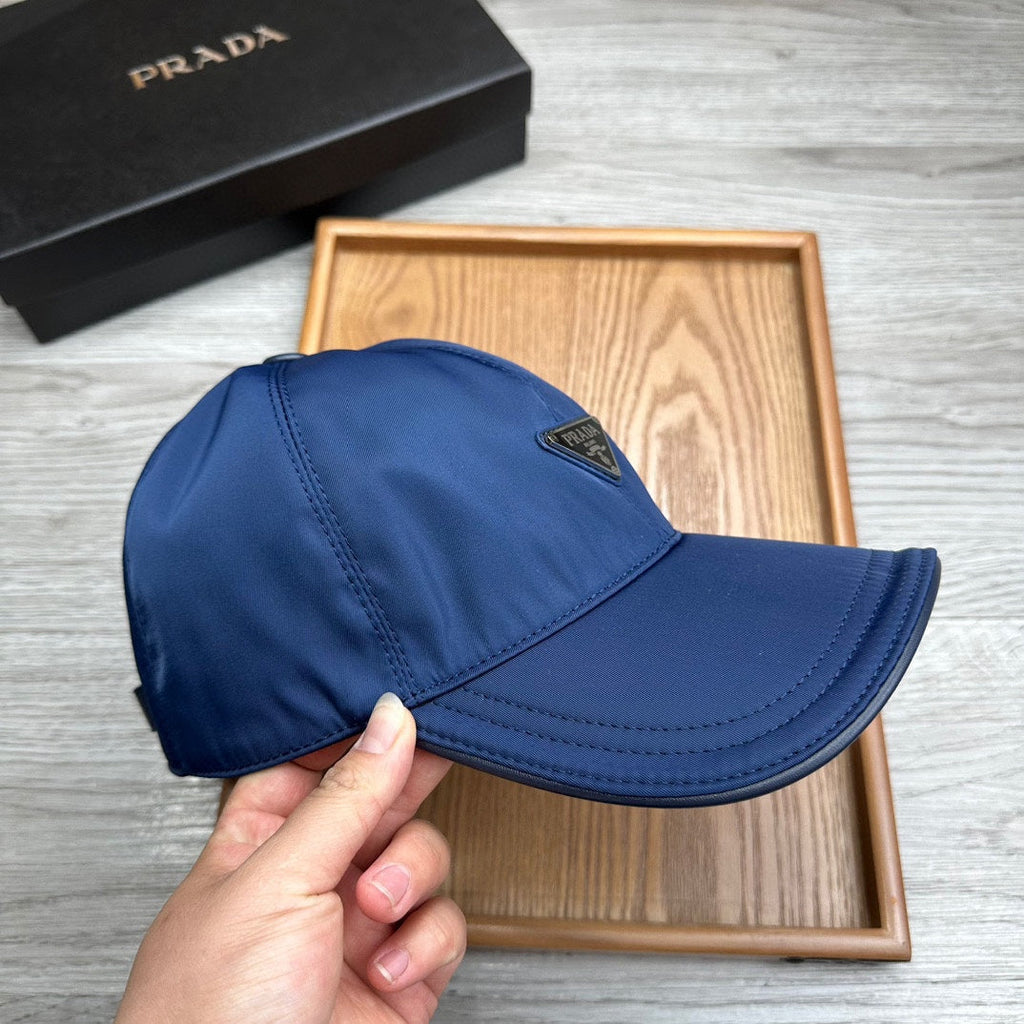 PRADA BASEBALL HAT IN NAVY BLUE RE-NYLON 214512
