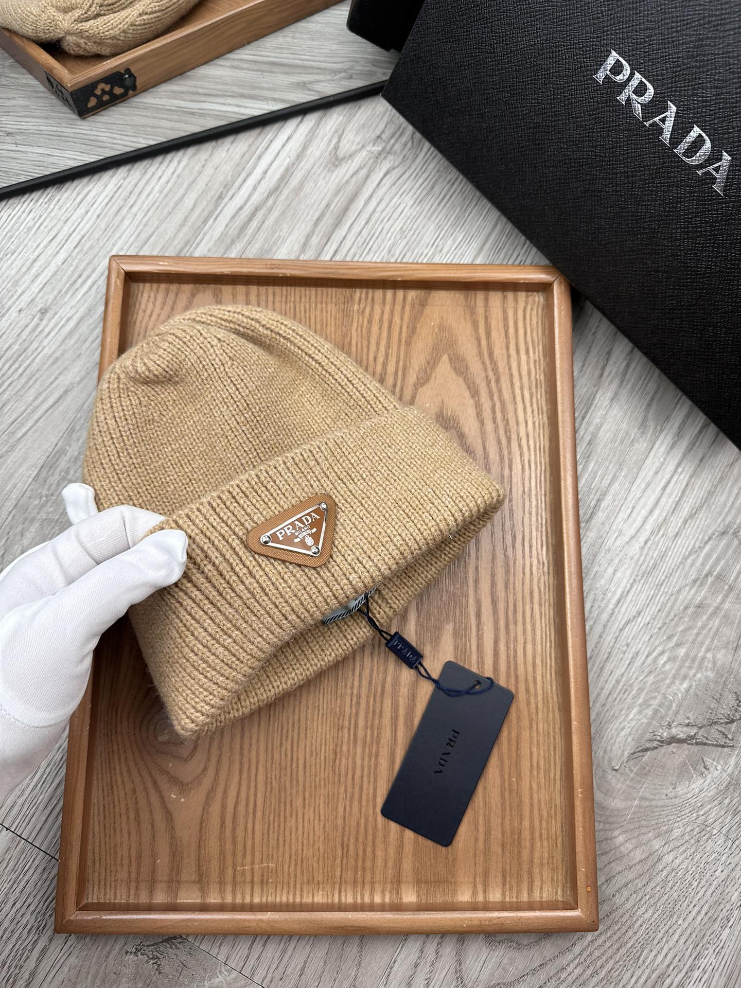 PRADA BEANIE HAT IN LIGHT BROWN WOOL 332402