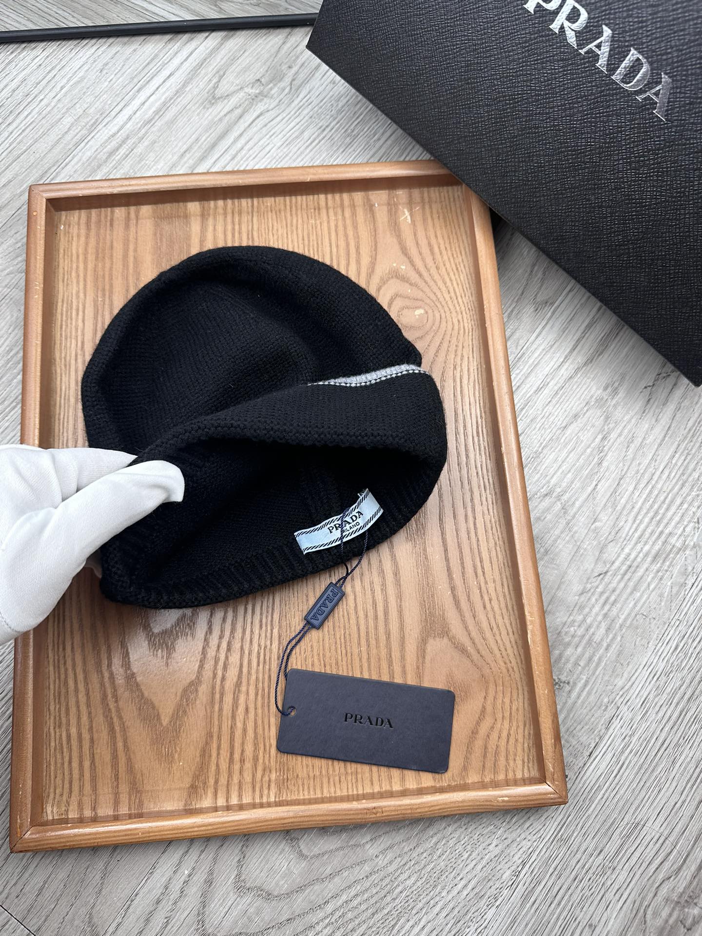 PRADA BEANIE HAT IN BLACK WOOL 349648