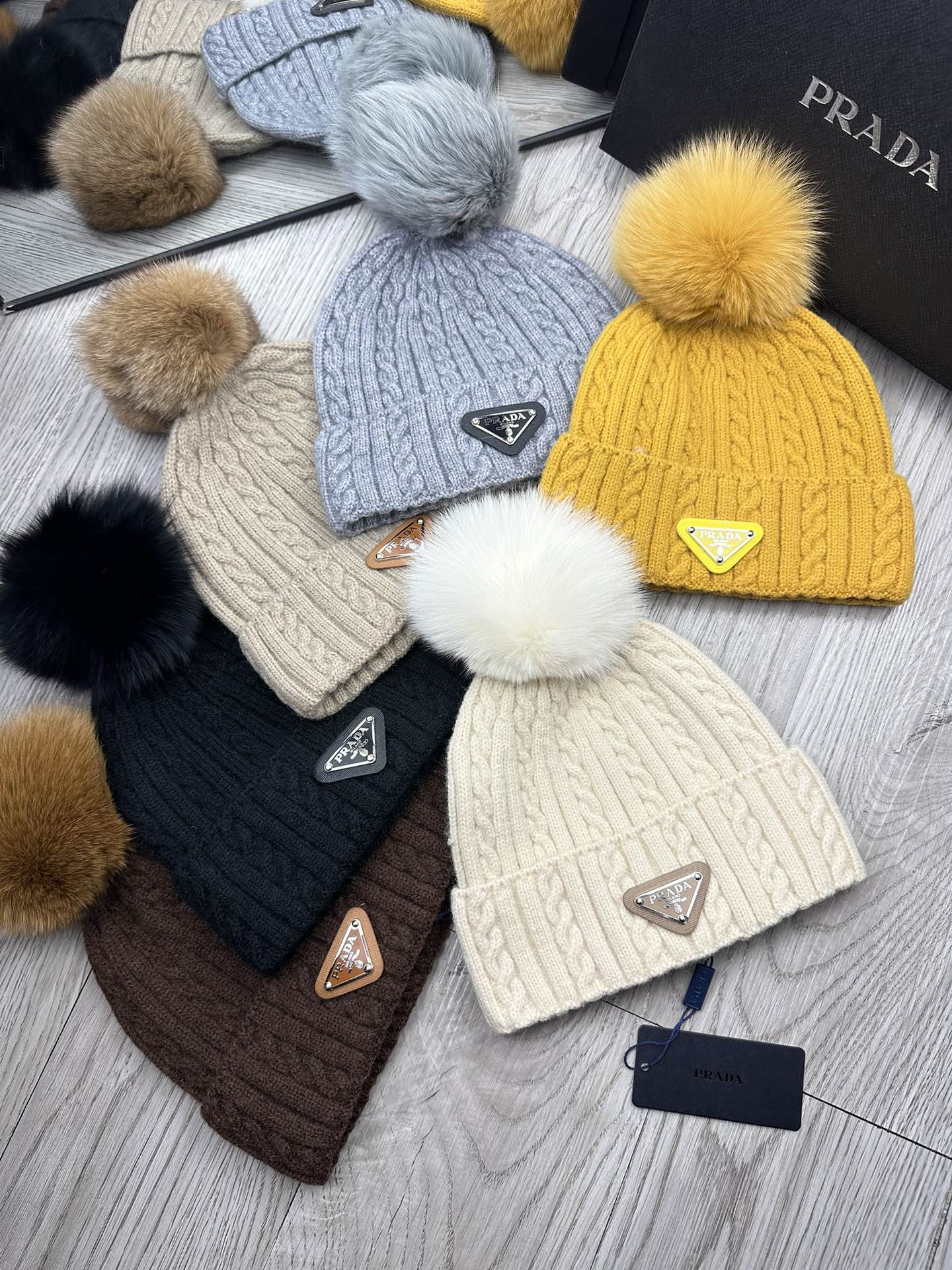 PRADA BEANIE HAT IN DOVE GRAY WOOL 352363