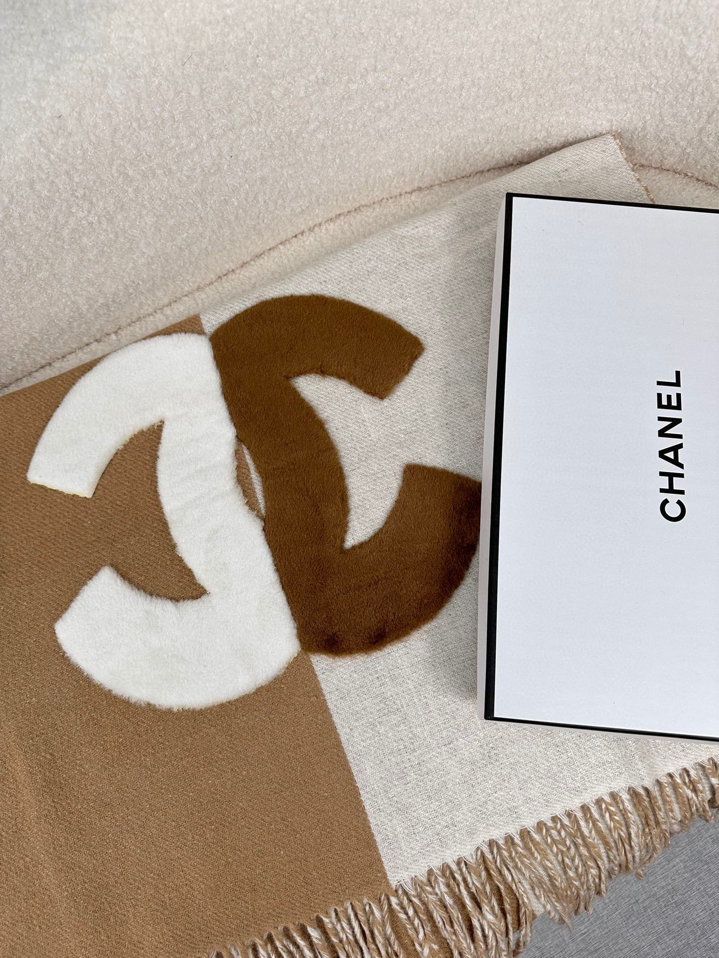 CHANEL SCARF 200 CM IN CIDER BROWN MIX WHITE CASHMERE AND WOOL 399796