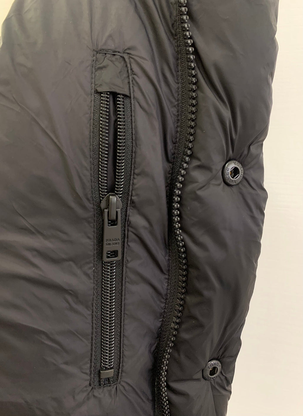 PRADA PUFFER GILE STYLE 77