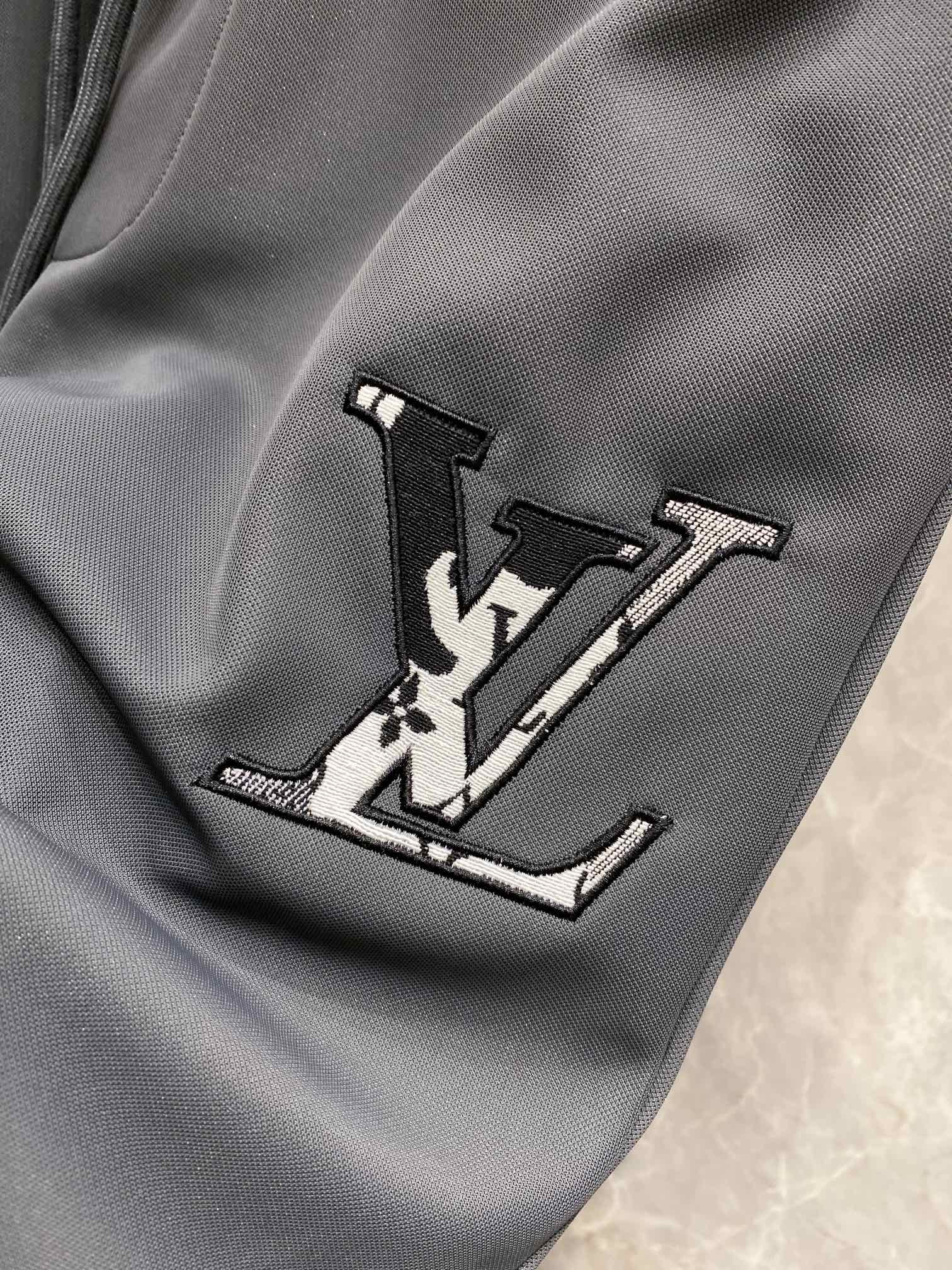 LOUIS VUITTON LV MOUSE GRAY TROUSERS 239485
