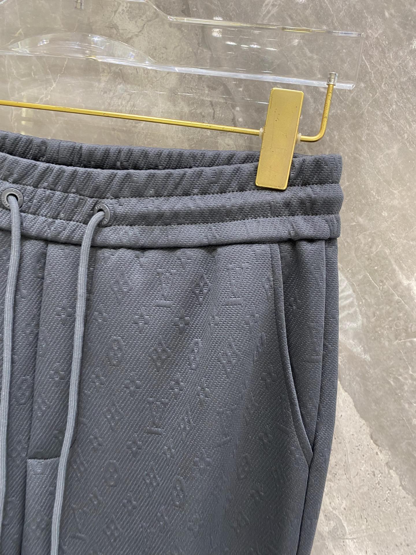 LOUIS VUITTON LV DARK GRAY TROUSERS 239483