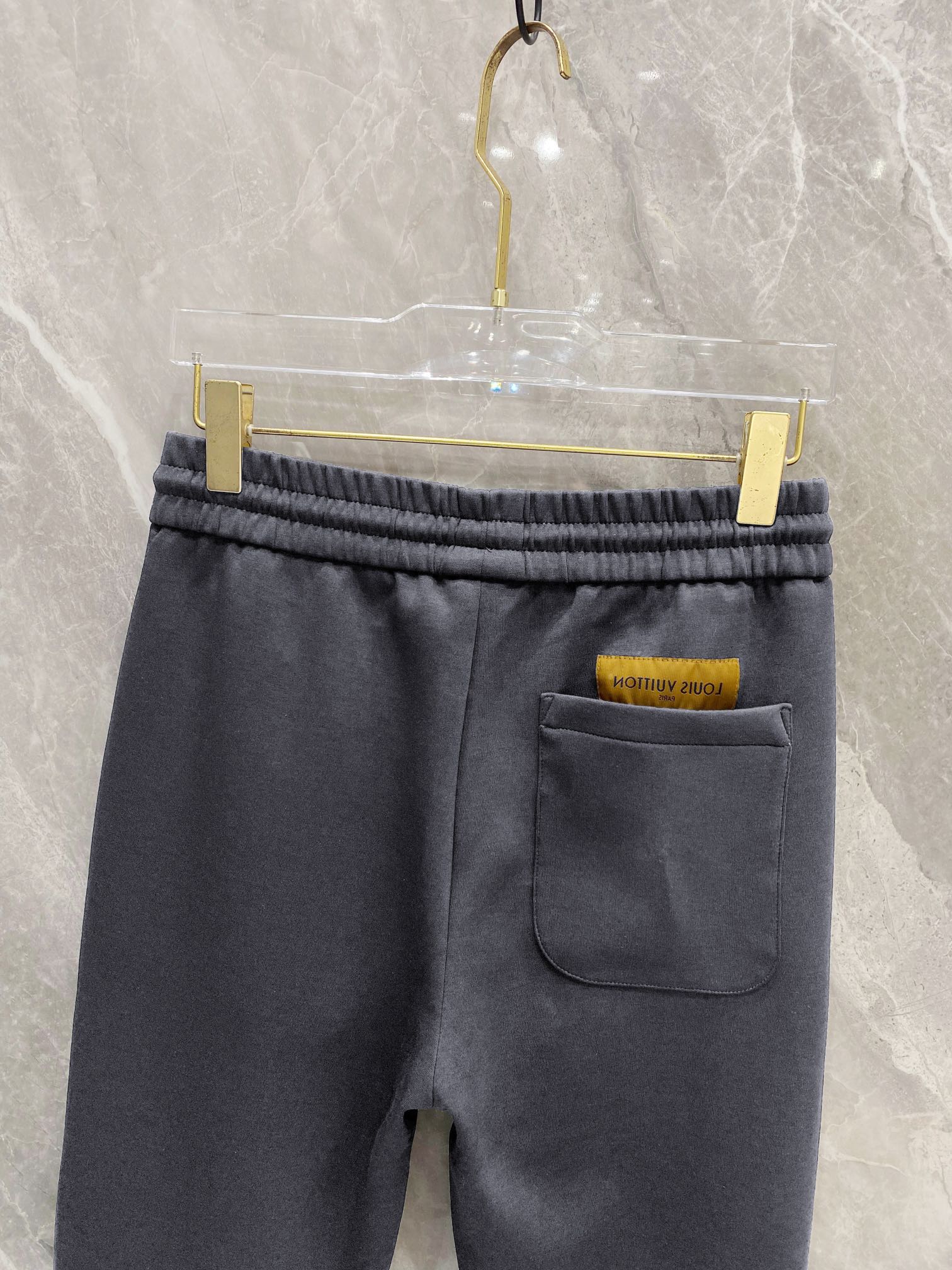 LOUIS VUITTON LV DARK GRAY TROUSERS 239478