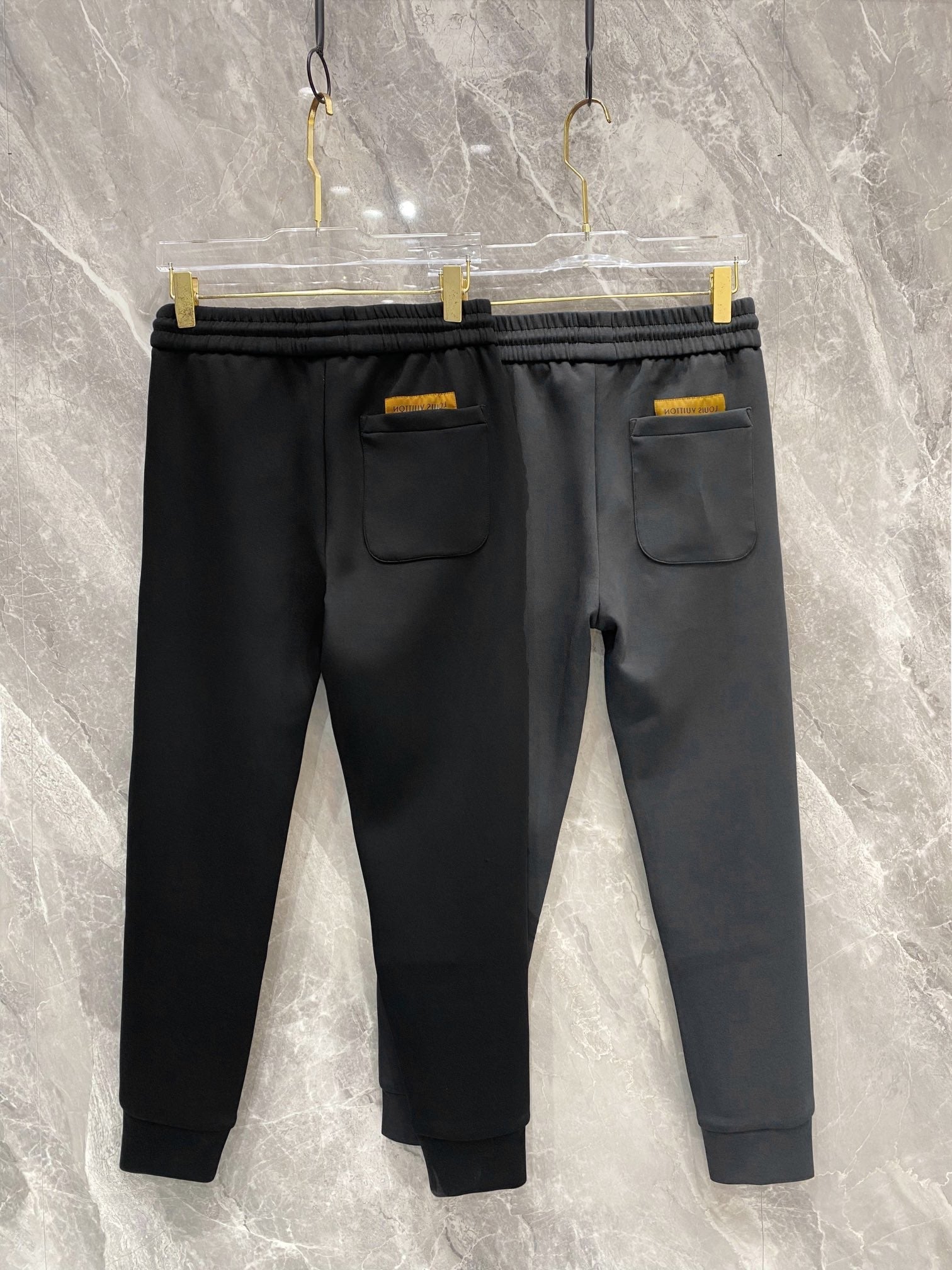 LOUIS VUITTON LV DARK GRAY TROUSERS 239478