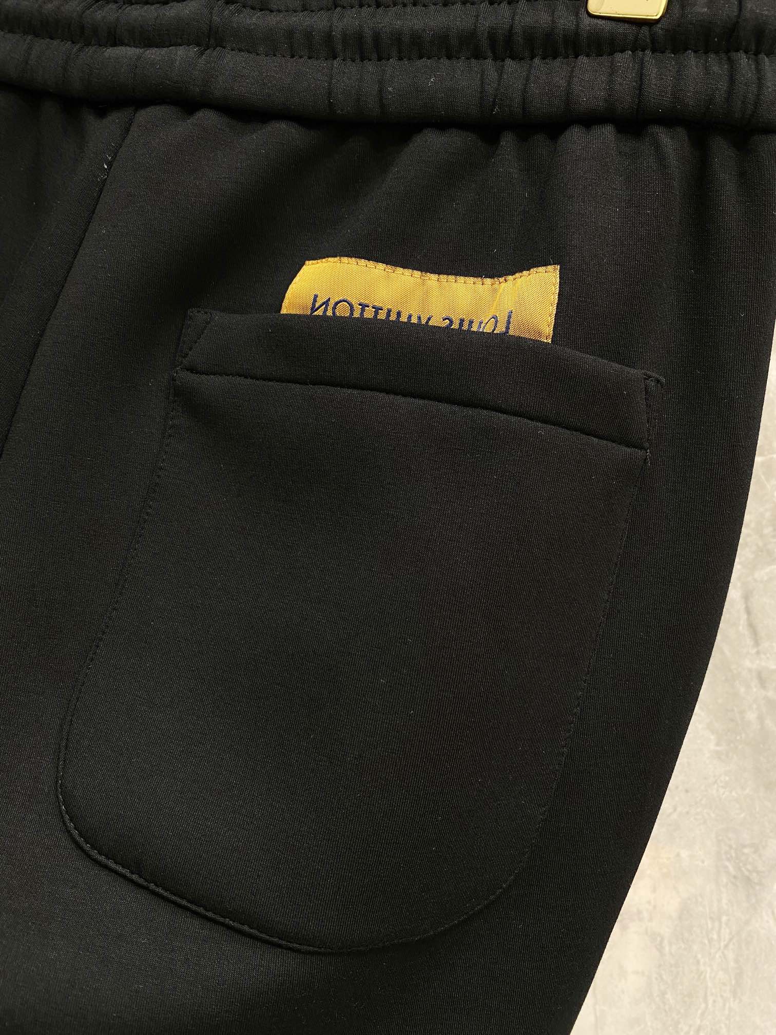 LOUIS VUITTON LV BLACK TROUSERS 239479