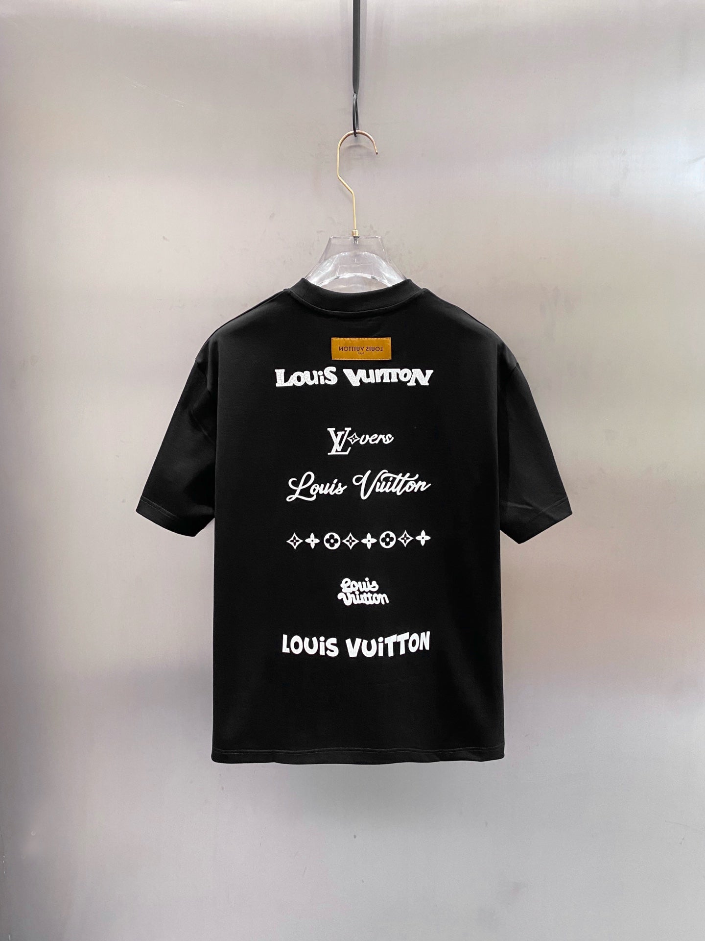 LOUIS VUITTON LV BASIC T-SHIRT IN BLACK COTTON 238827
