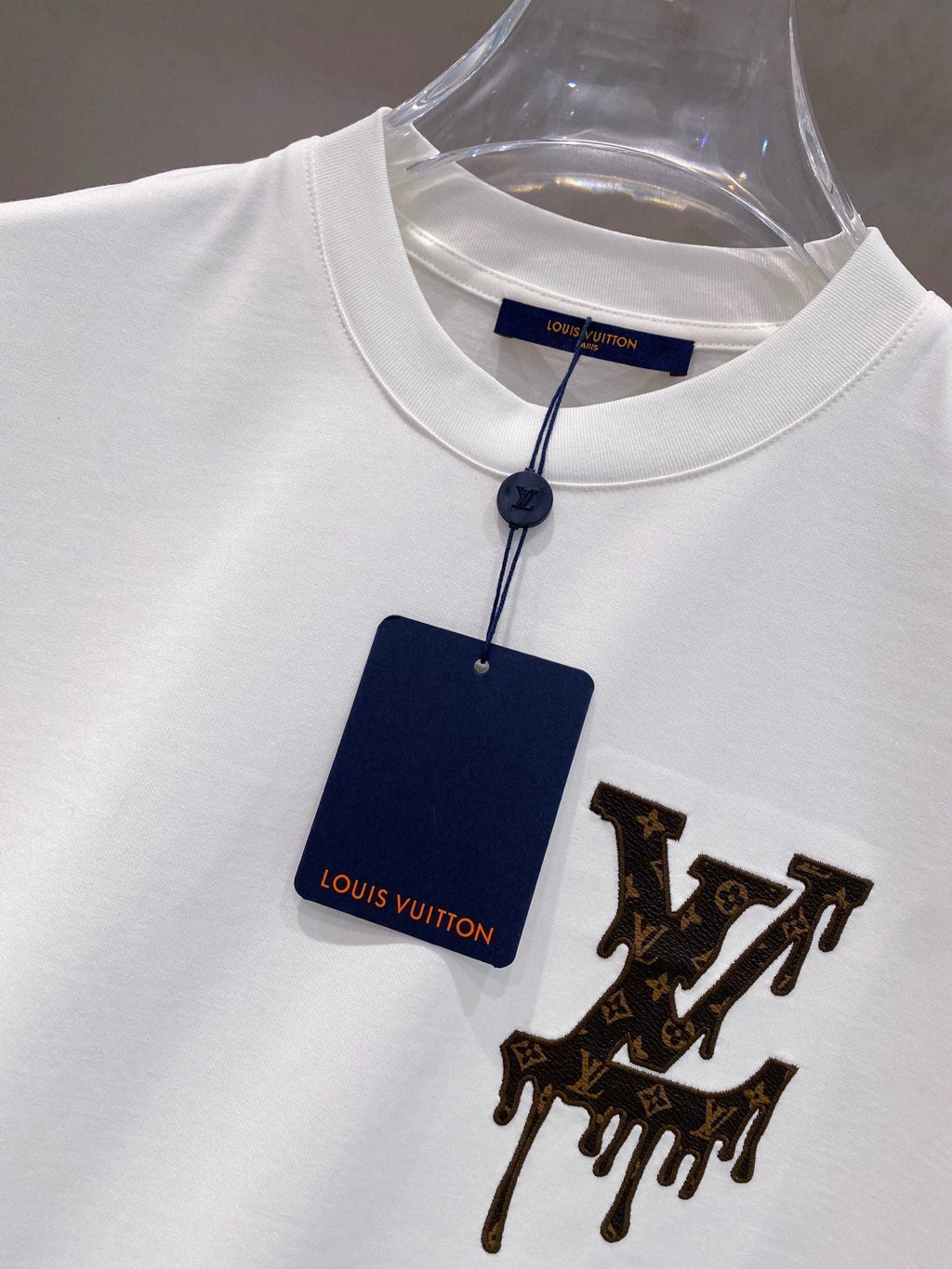 LOUIS VUITTON LV EMBROIDERED LOGO T-SHIRT IN WHITE COTTON 238831