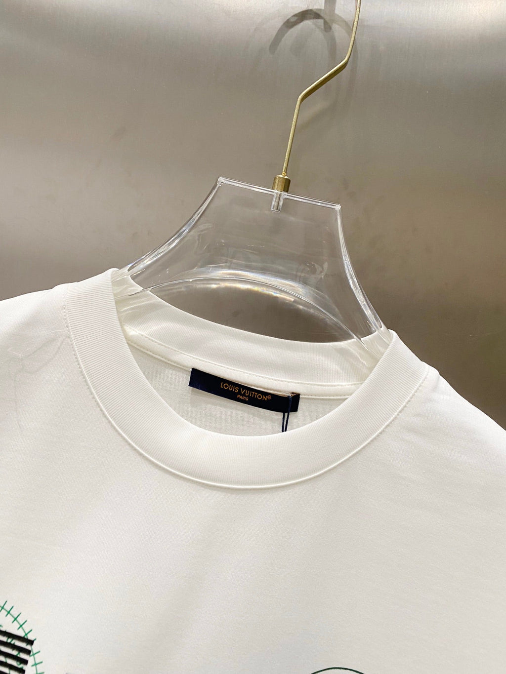 LOUIS VUITTON LV WHITE COTTON T-SHIRT GREEN LOGO PRINT 238843