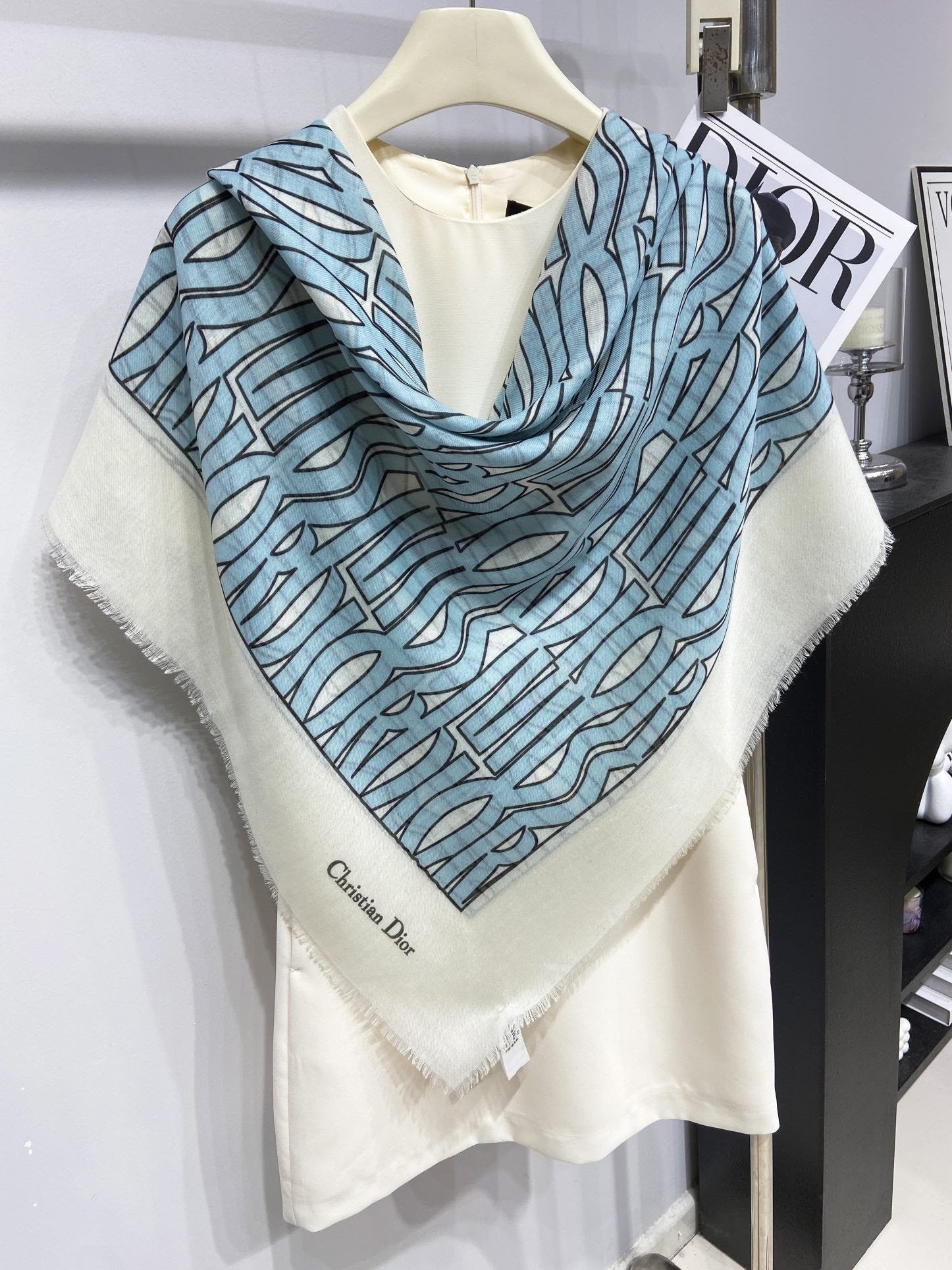 DIOR MISS ALLOVER SHAWL 140 CM IN POWDER BLUE MIX WHITE SILK CASHMERE 411630