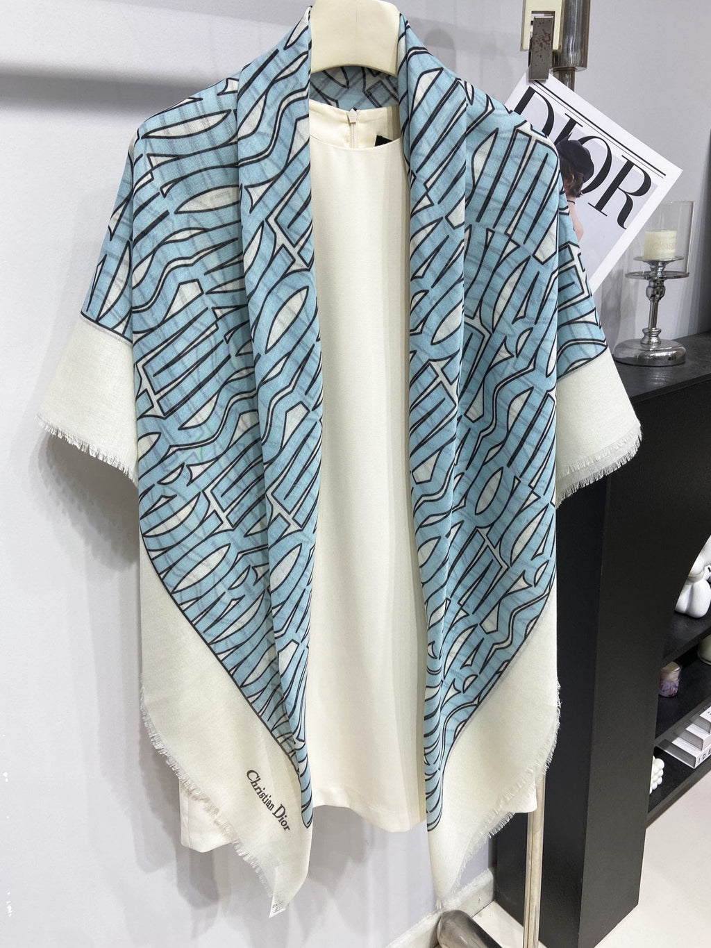DIOR MISS ALLOVER SHAWL 140 CM IN POWDER BLUE MIX WHITE SILK CASHMERE 411630