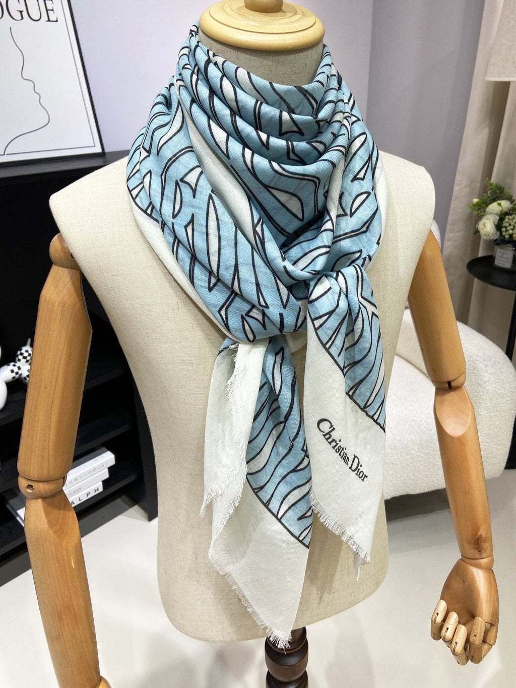 DIOR MISS ALLOVER SHAWL 140 CM IN POWDER BLUE MIX WHITE SILK CASHMERE 411630