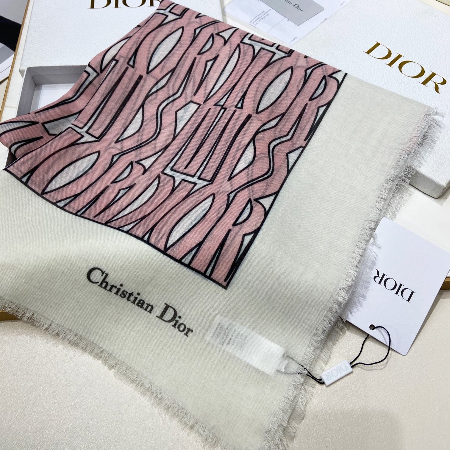 DIOR MISS ALLOVER SHAWL 140 CM IN PALE PINK MIX WHITE SILK CASHMERE 411631