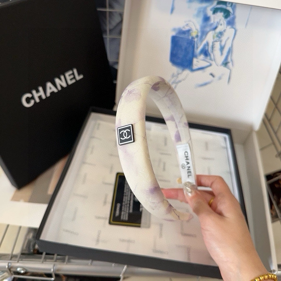 CHANEL WHITE FABRIC HAIRBAND 418914
