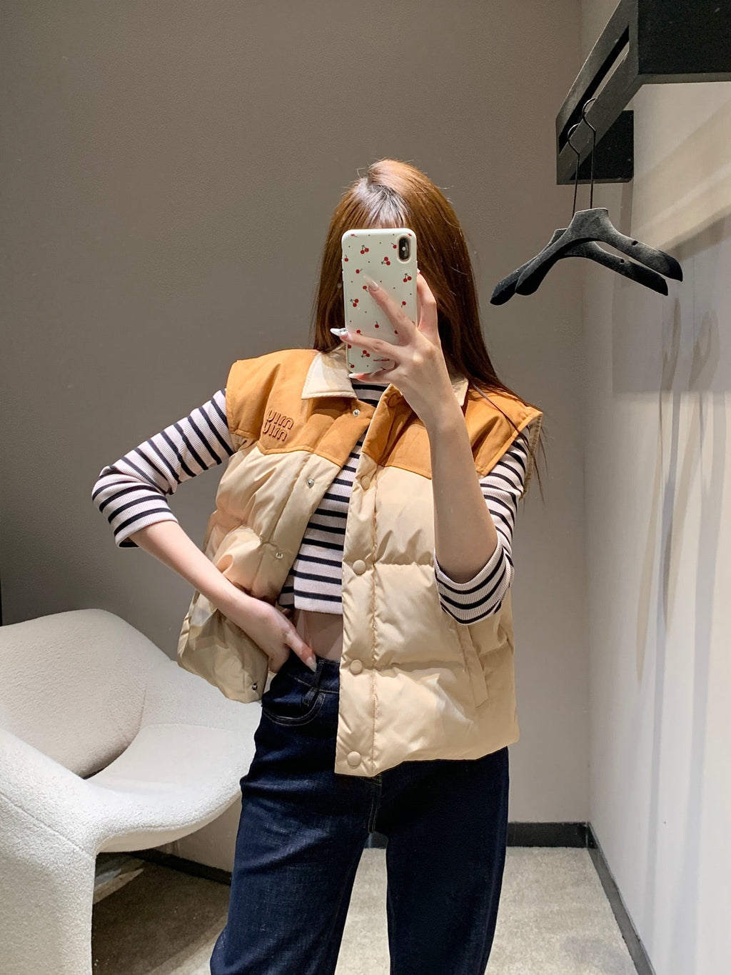 MIUMIU DOWN VEST STYLE 724