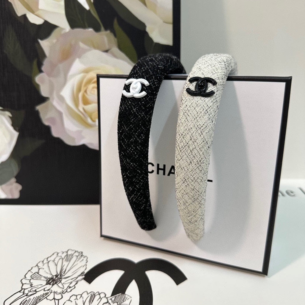 CHANEL WHITE TWEED HAIRBAND 124640