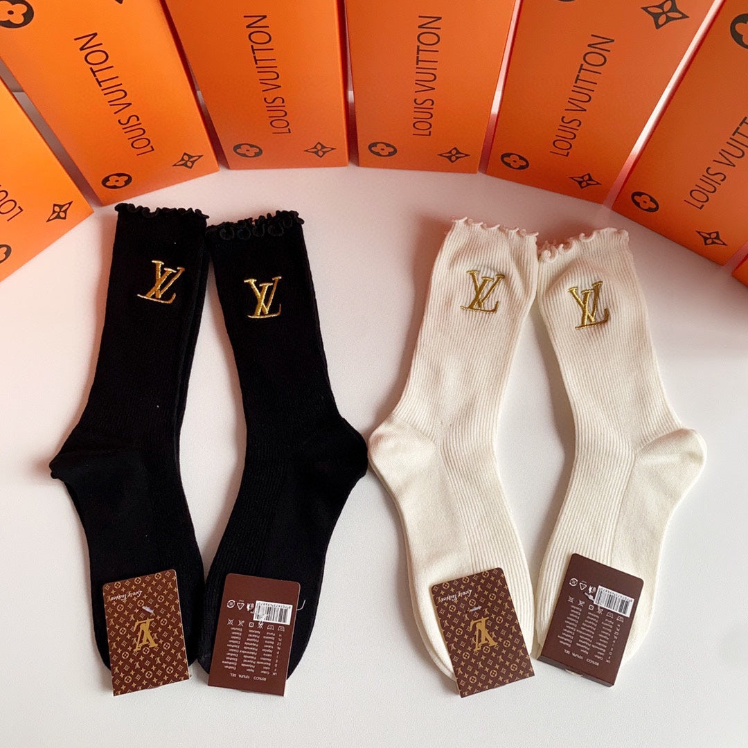 LOUIS VUITTON CREW SOCKS 125508 (1 BOX)