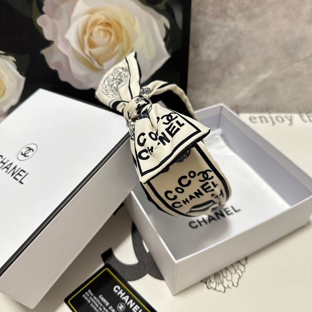 CHANEL WHITE MIX BLACK SILK HEADBAND 168589