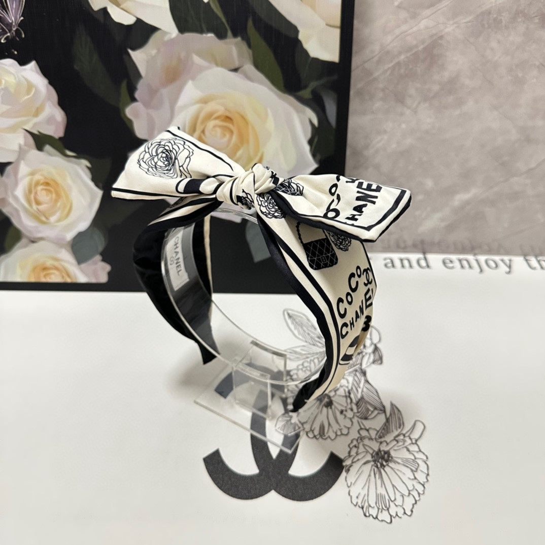 CHANEL WHITE MIX BLACK SILK HEADBAND 168589
