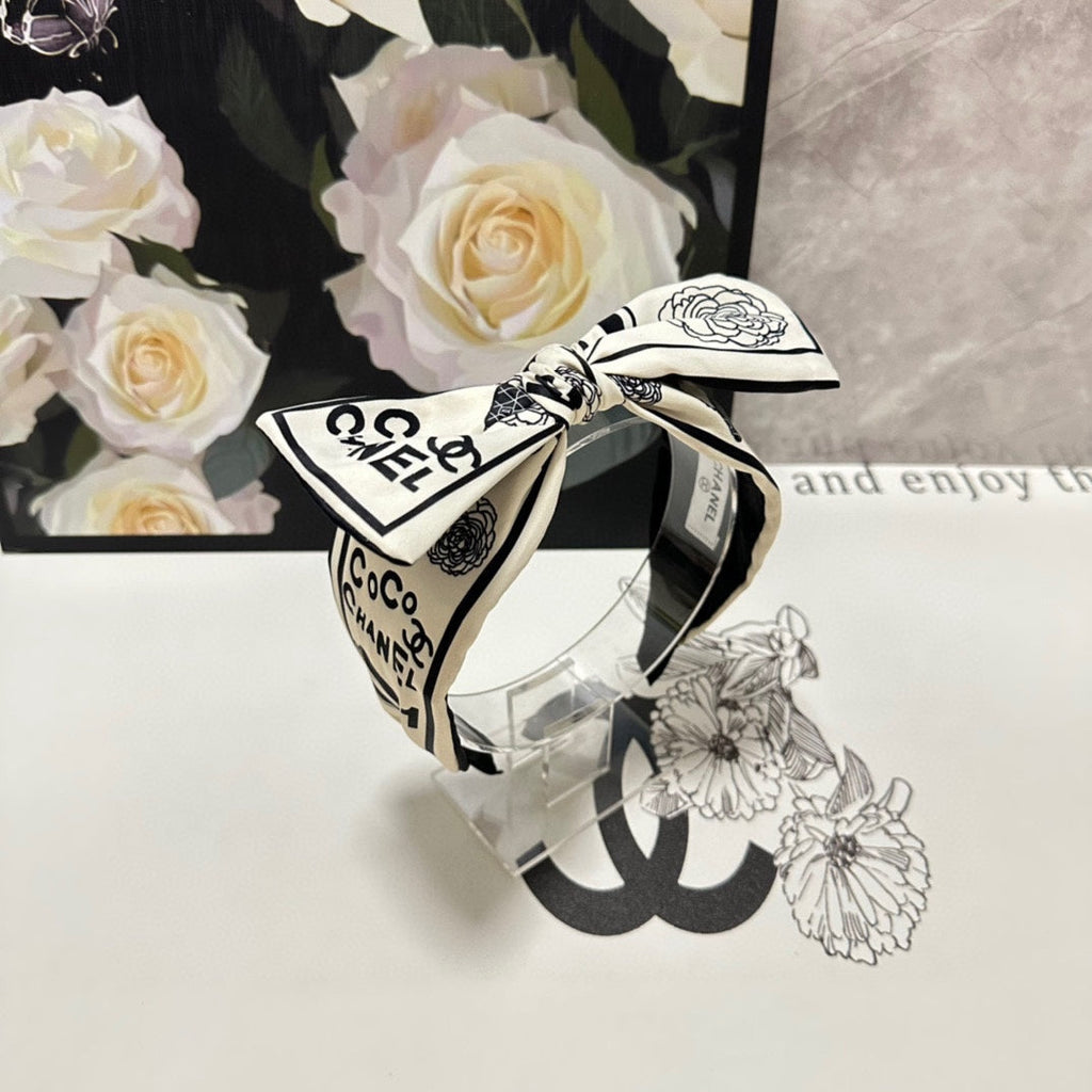 CHANEL WHITE MIX BLACK SILK HEADBAND 168589