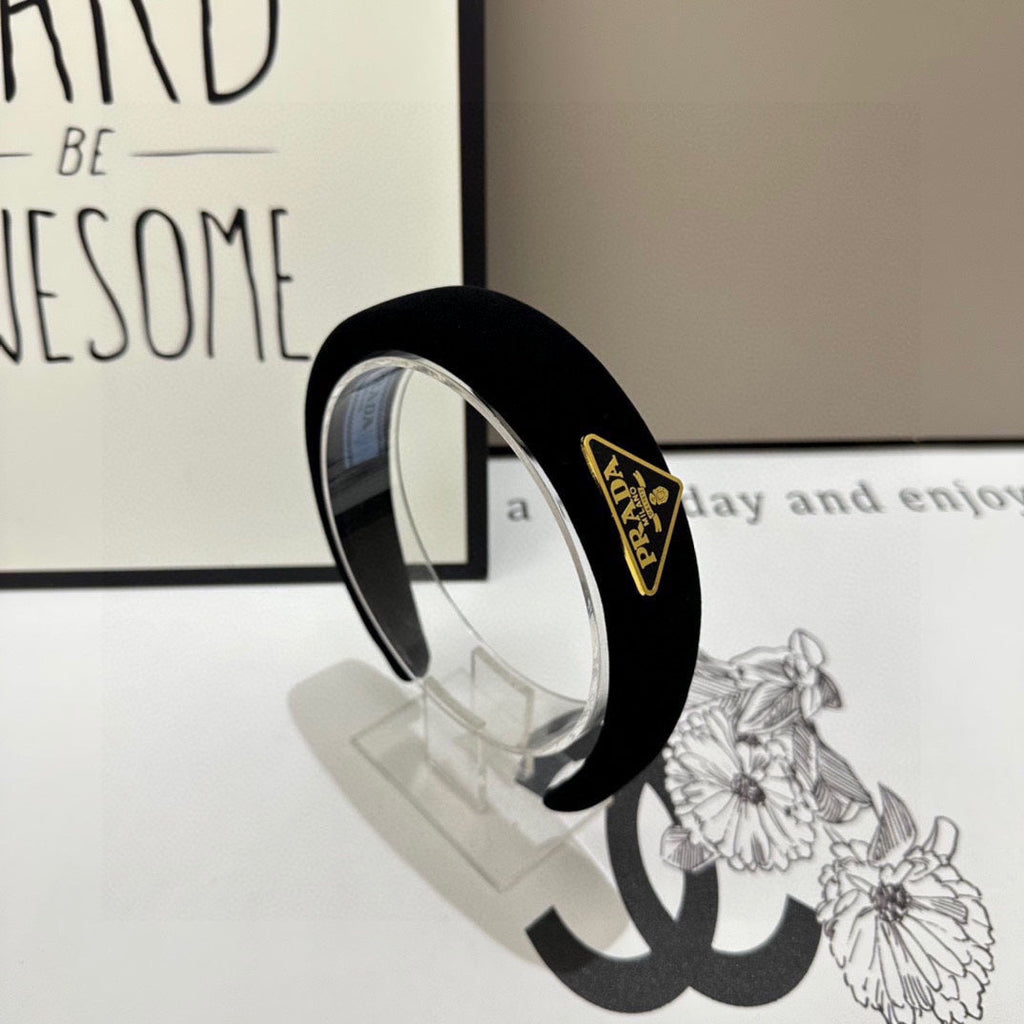 PRADA THICK HEADBAND IN BLACK VELVET 299364