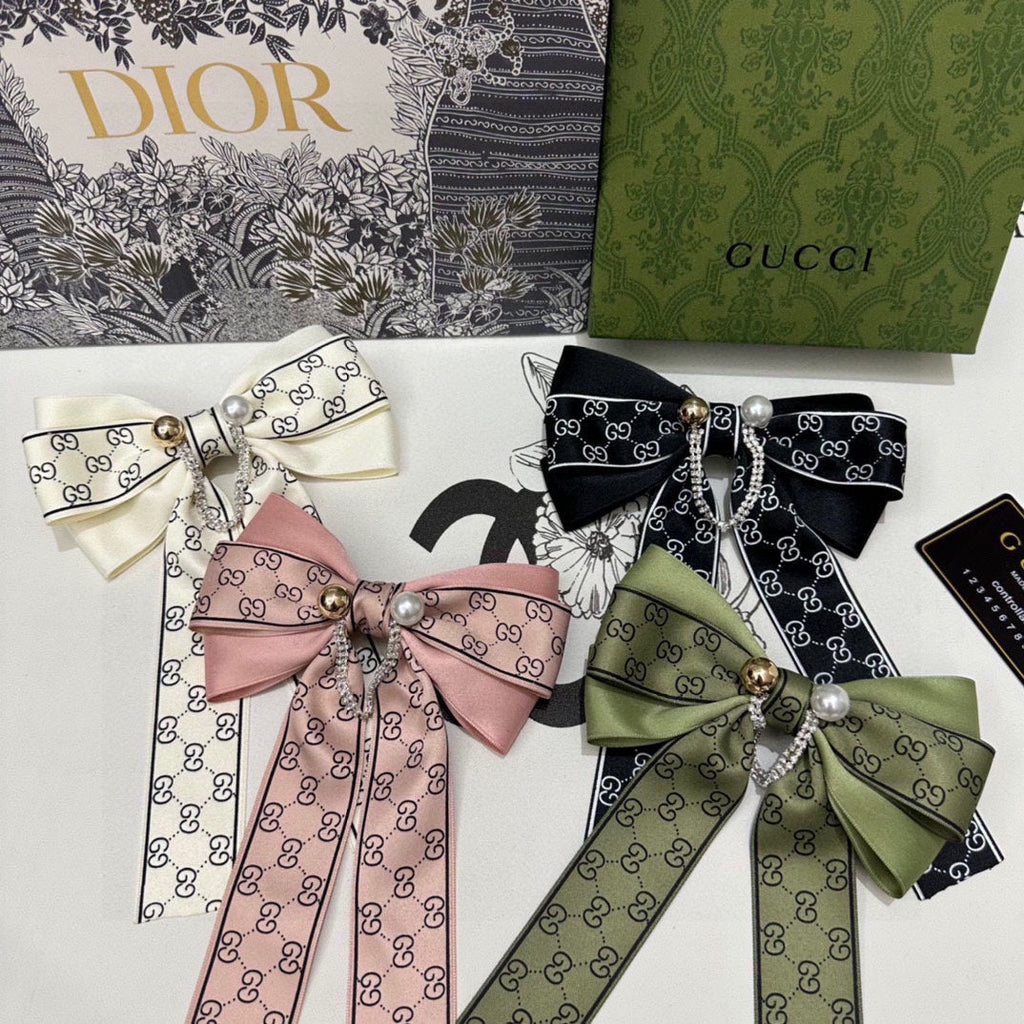 GUCCI RIBBON BOW HAIR CLIP IN BLACK RE-NYLON ATTACHED PEARL 358260