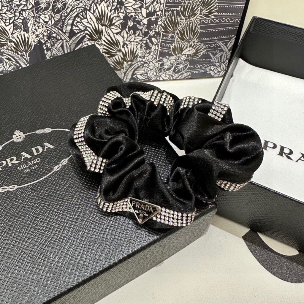 PRADA SCRUNCHIE IN BLACK VELVET WITH CRYSTAL CHAIN 369301