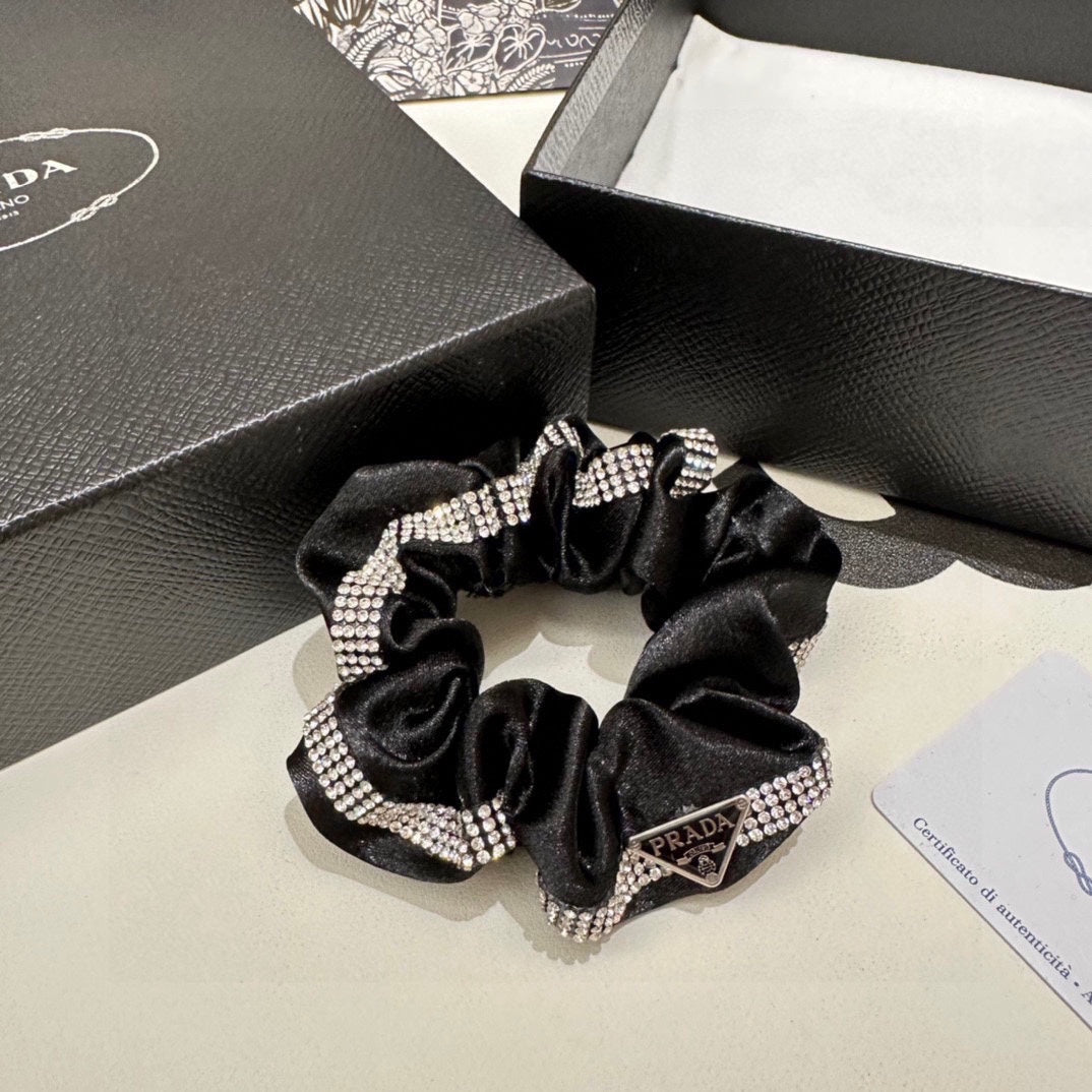 PRADA SCRUNCHIE IN BLACK VELVET WITH CRYSTAL CHAIN 369301