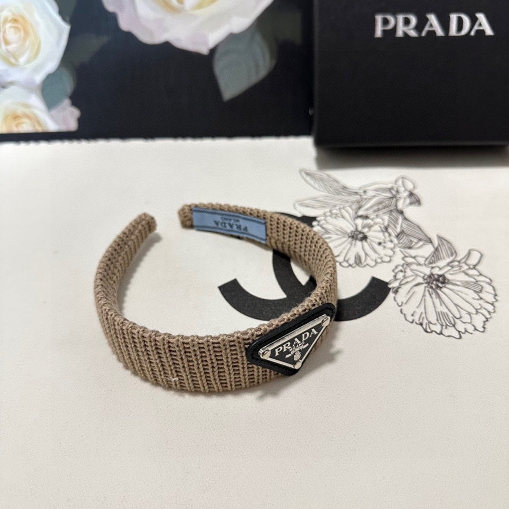 PRADA HAIRBAND IN DESERT BROWN KNITTED WOOL 381466